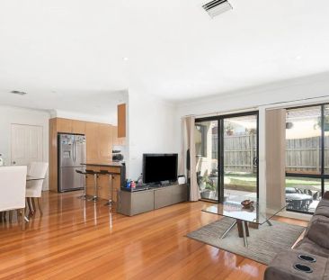 Unit 1/421 Middleborough Road, Box Hill. - Photo 5