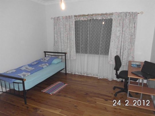 5-bedroom shared house, Mercury Street - Photo 1