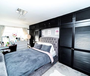 2 bedroom semi-detached house to rent - Photo 5