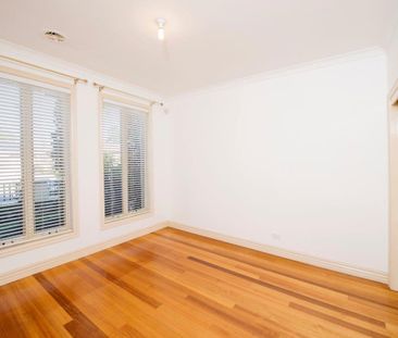 34 Lind Street, Strathmore VIC 3041 - Photo 1
