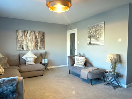 3 bedroom detached house to rent - Photo 3