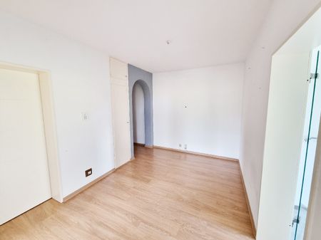 Zur Miete für Jung und Alt: Barrierearme 2-Zimmer-Wohnung mit Balkon - Photo 5
