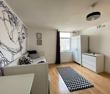 1 Bed Flat, Humberstone Gate, LE1 - Photo 1