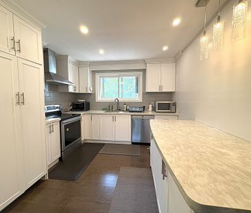 For Lease - 238 The West Mall N/A, Toronto, Ontario - Photo 3