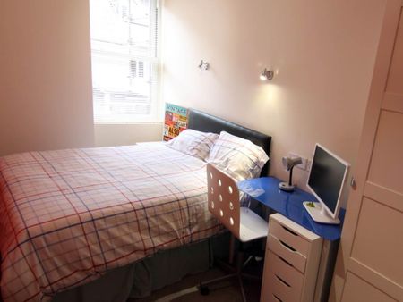 Apartment 2 (Gwyrddlas), 121 High Street - Photo 5