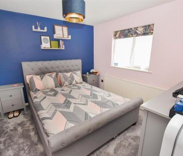 2 bedroom terraced house to rent - Photo 4