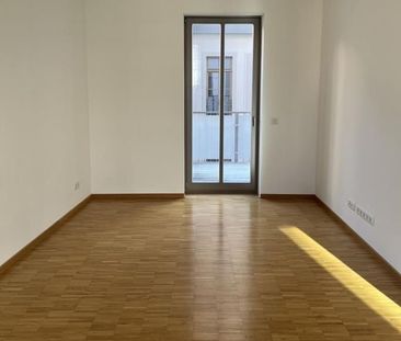 Moderne und individuelle Wohnung! GroÃer Balkon, Loggia, exklusive... - Photo 1