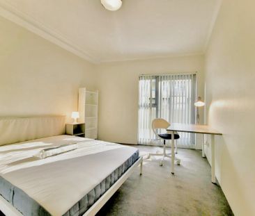 3 Defries Ave, Sydney - Photo 2