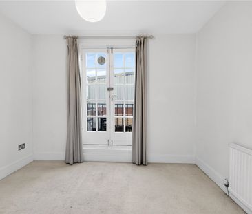 Queensbridge Road, Hoxton, London, E2 8NR - Photo 6