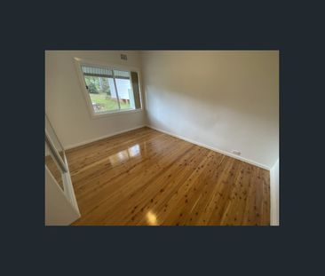 This property is a gem! - Photo 2