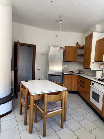 Appartamento con tre camere e tre bagni Via Andrea Costa - Photo 4