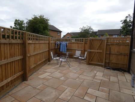 Studio to rent - Photo 4