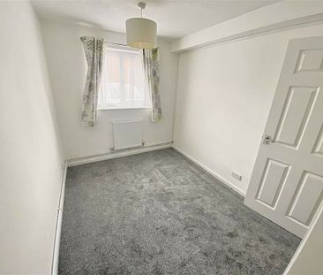 Let Agreed 1 Bed Apartment Foxes Close, Mancot, Flintshire PCM £515 pcm - Photo 1