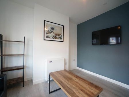 Apartment 2, Lynden Farrar Road - Photo 3