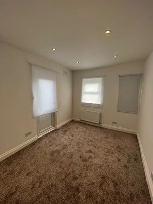 2 Bed Flat, Dunstans Road, SE22 - Photo 1