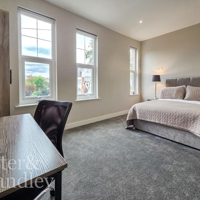 1 bedroom in a house share to rent - Photo 1