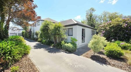 Student Accommodation Available Now - Photo 3