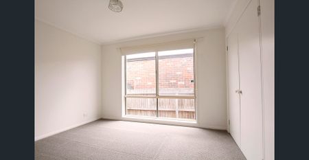 Close To Schools And Hospital - Photo 3