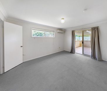 For Lease: Spacious Family Living with Modern Comfort in Prime Runc... - Photo 2