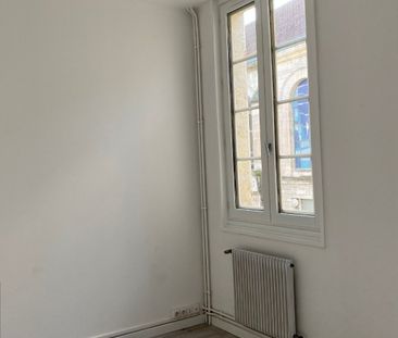 Location Appartement 1 pièce 17m² ANGOULEME 16000 - Photo 1