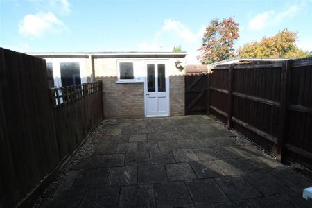 2 bedroom house to rent - Photo 2