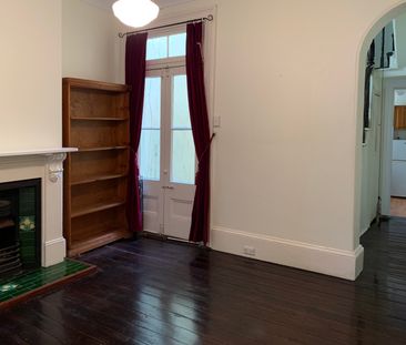 52 Myrtle Street, Chippendale NSW 2008 - House For Rent | Domain - Photo 2