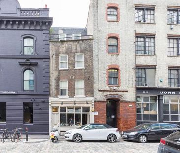 City Location 1 bedroom property with balcony near old street station - Photo 3