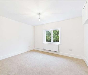 Kings Road, Silchester, Reading, Hampshire, RG7 - Photo 6