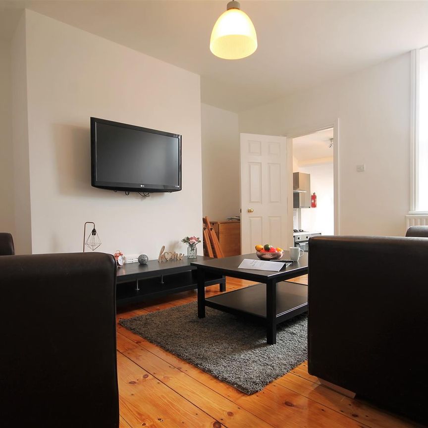 Helmsley Road, Sandyford - Photo 1