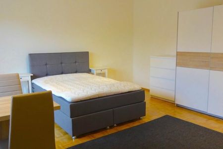 Vanessa #1 - Photo 3