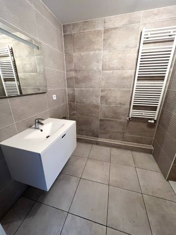 Appartement 2 pièces de 46.44m² au 12 ème étage avec balcon et parking à louer à Strasbourg (67000) | Wacken - Photo 4