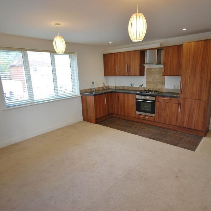 2 bedroom flat to rent - Photo 1