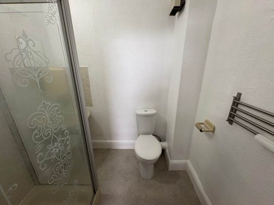 Weston-super-Mare, North Somerset - Photo 1