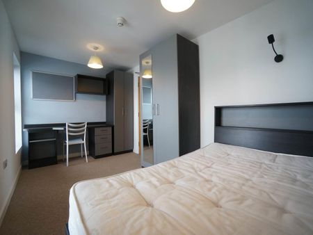 37 Hill Street - Photo 5