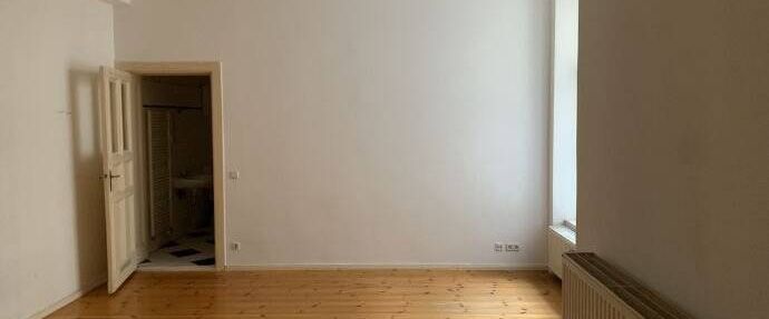 Großräumige 1-Zimmer Altbauwohnung in bester West-Berliner Lage - Photo 1