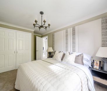 White Rose Close - Photo 3