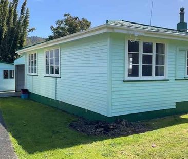 3 Bedrooms in Hikurangi - Photo 5