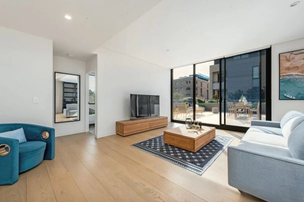 Fully Furnished Architectural Elegance & Outdoor Grandeur in West End Residences - Photo 1