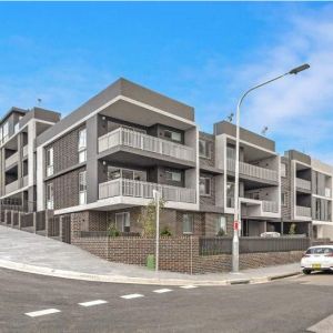 Affordable two bedroom unit in gladesville - Photo 2