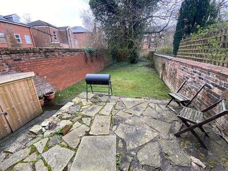 1 bedroom in a house share to rent - Photo 5