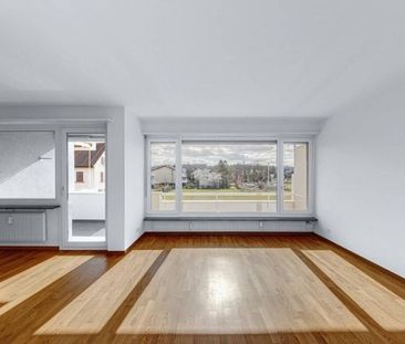 Just right for a small family or a couple - Photo 2