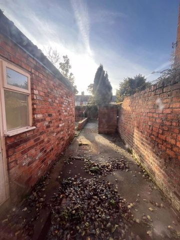 1 bedroom property to rent - Photo 2