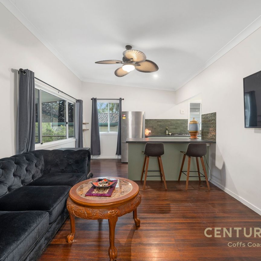 Choose Your Ideal Coastal Escape! 5 or 5a Diamond Head Drive, Sandy Beach NSW 2456 - Photo 1