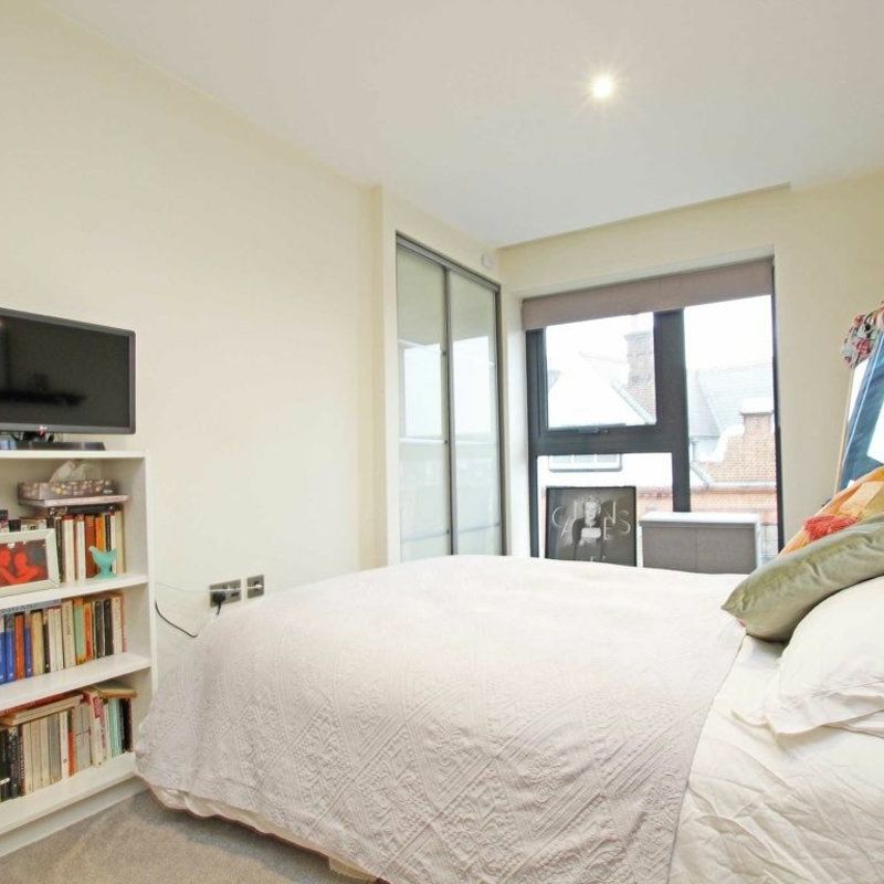 Heath Road, TW1, London - Photo 1