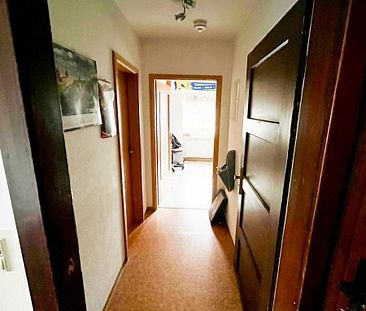 Kleine 2-Raum-Wohnung in Schlettau in zentrumsnaher Wohnlage! - Photo 3