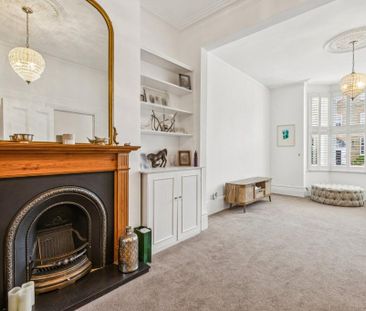 4 bedroom terraced house to rent - Photo 2