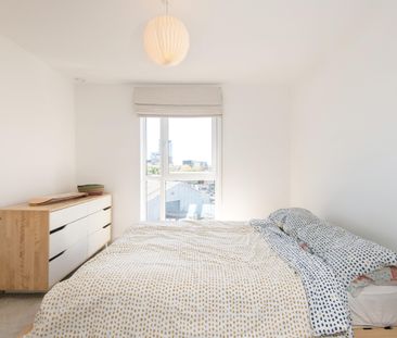 2 bedroom apartment to rent Riverside House, Thomas Blake Avenue, S... - Photo 5