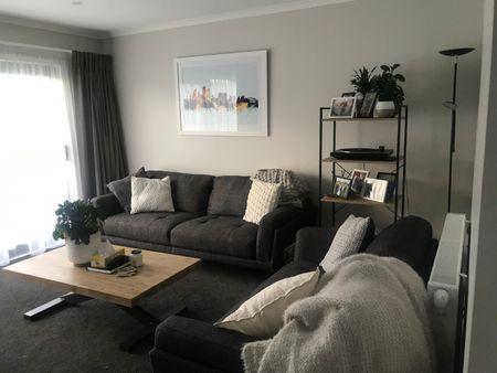 14 Bluff Road, Kenepuru - Photo 4