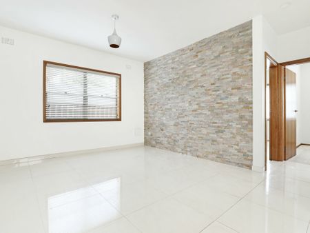 1/62 Corrimal Street, Wollongong - Photo 3