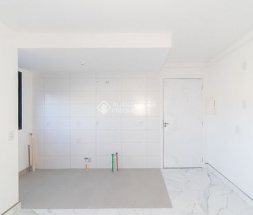 Apartamento com 2 quartos e 45m² para alugar em Lomba do Pinheiro, ... - Photo 3
